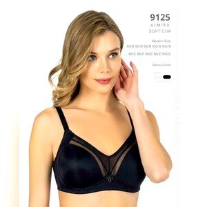 Le Jardin ALMIRA Black Soft Cup Wireless Shaping Bra Style 9125 Size 36C BNIB